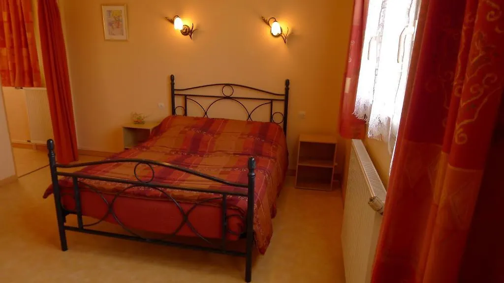 Le Stang Bed & Breakfast Le Croisty 3*,  France