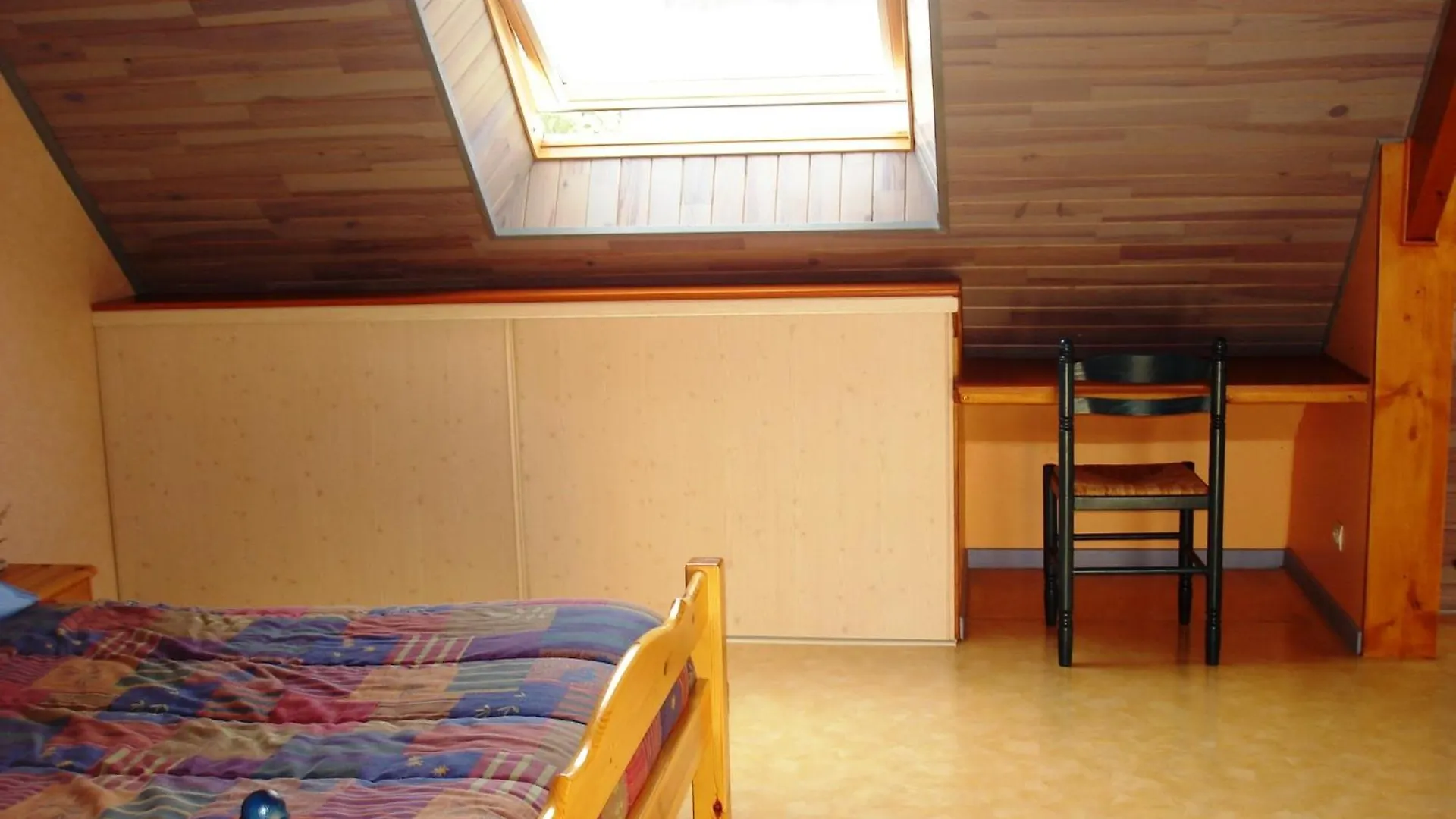 Le Stang Bed & Breakfast Le Croisty 3*,